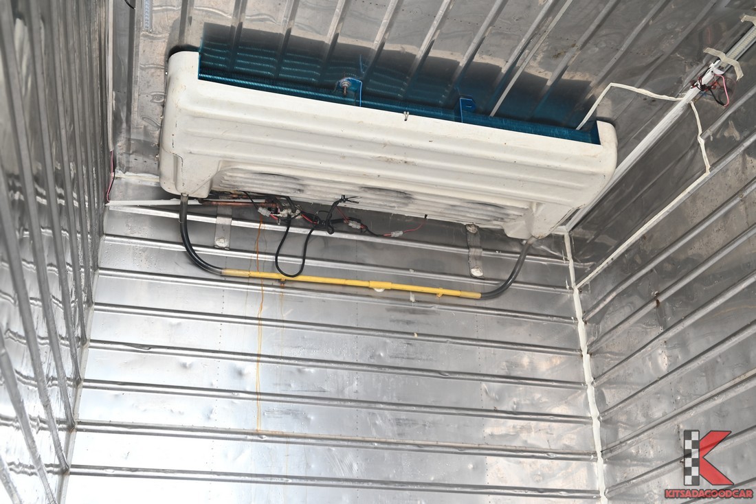 
								Toyota Revo ASIA INTER COOL 392 full									