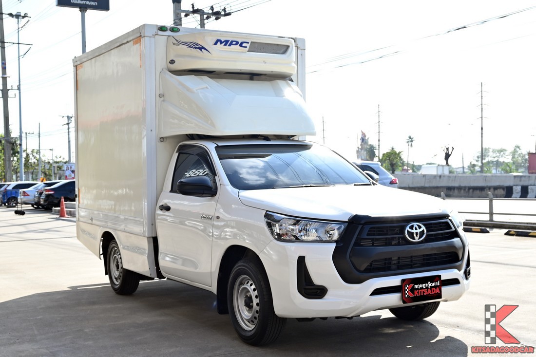 
								Toyota Revo MPC COOL 7877 full									
