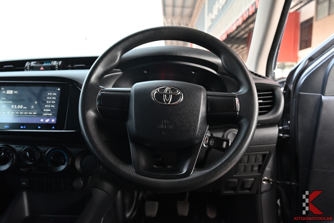 
								Toyota Revo CARGO 5641 full									