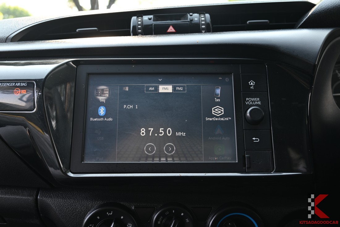 
								Toyota Revo KOG 8682 full									