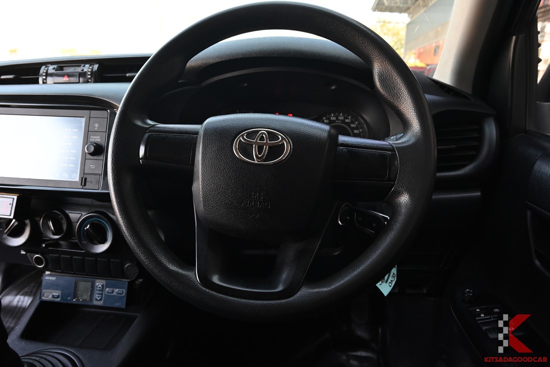 
								Toyota Revo COOL 9826 full									