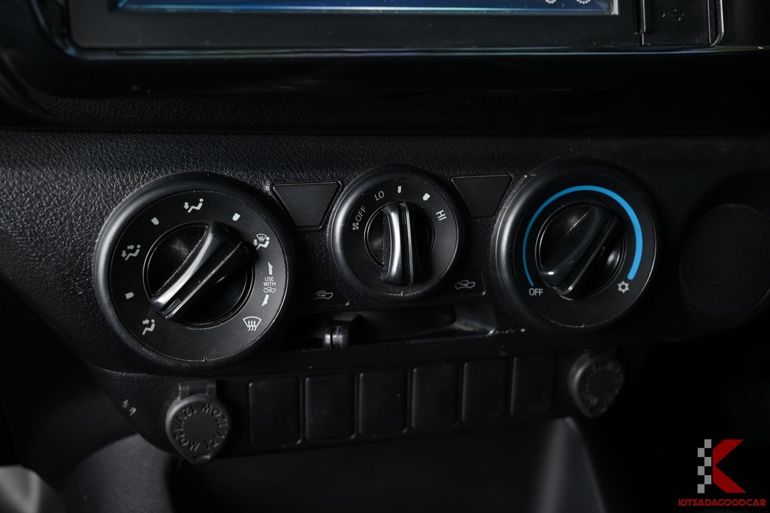 
								Toyota Revo COG 3866 full									