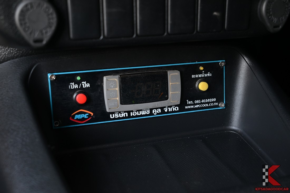 
								Toyota Revo COOL 443 full									