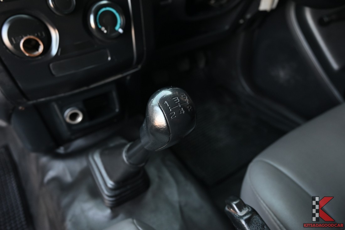 
								ISUZU D-Max MPC COOL 9864 full									