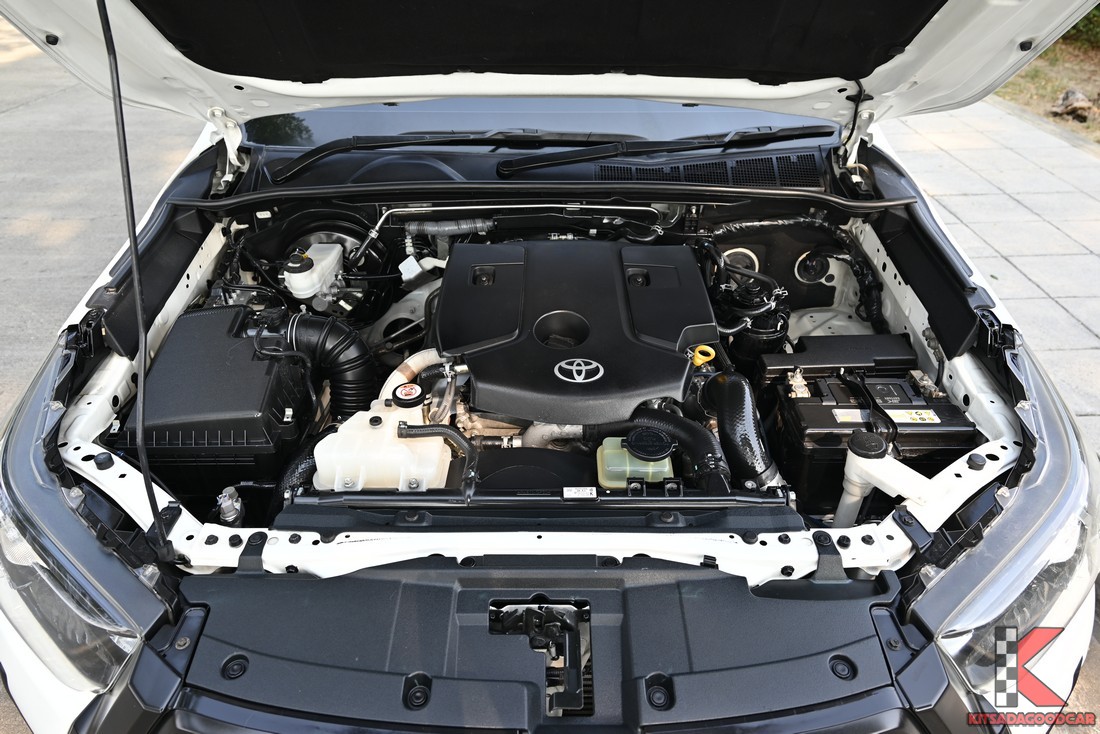 
								Toyota Revo CARGO 5102 full									