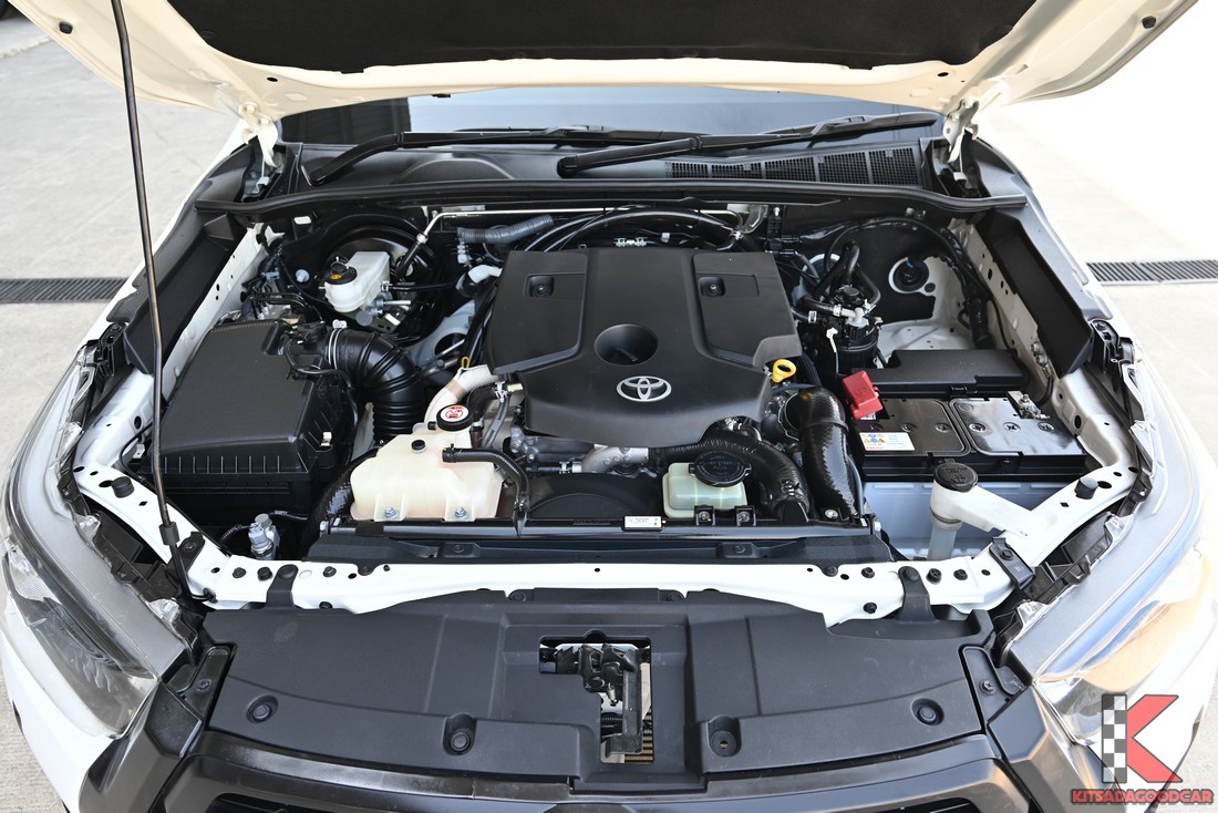 
								Toyota Revo COOL 443 full									