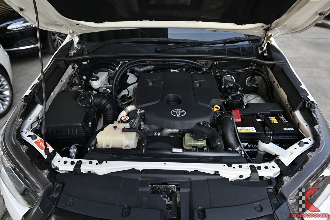 
								Toyota Revo MPC COOL 1987 full									