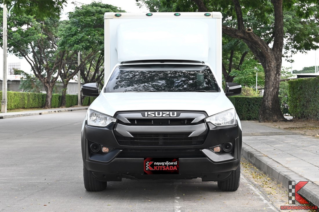 
								ISUZU D-Max CARGO 1333 full									