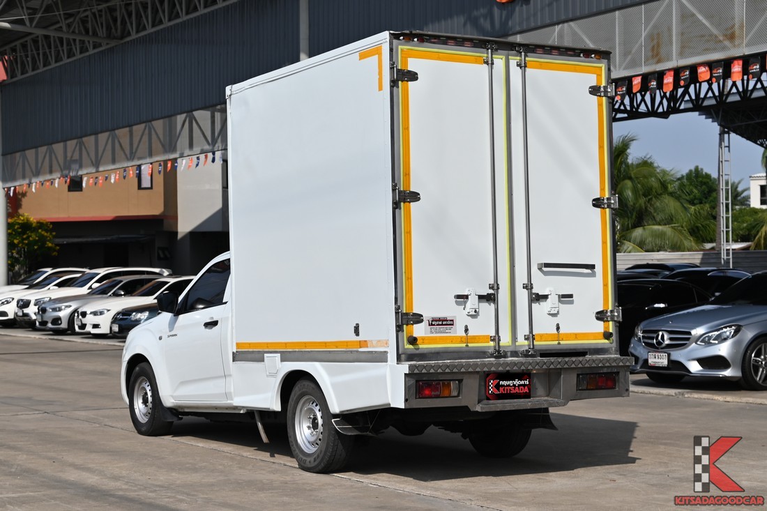 
								ISUZU D-Max COOL 1237 full									