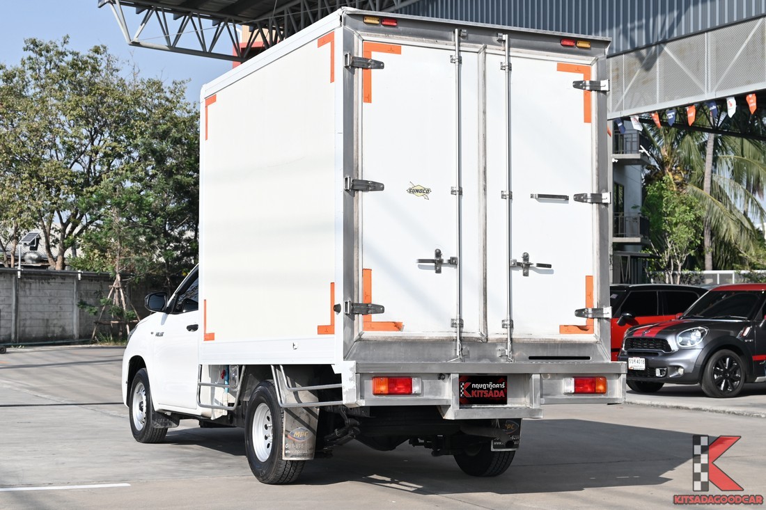 
								Toyota Revo MPC COOL 1987 full									