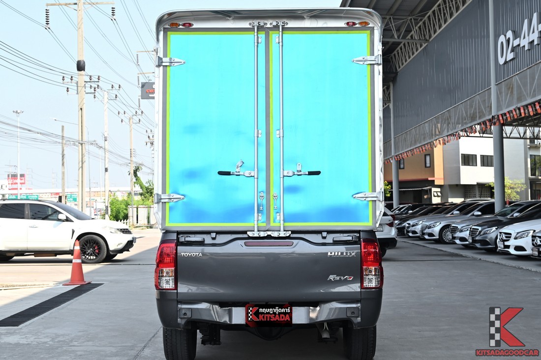
								Toyota Revo CARGO 5641 full									