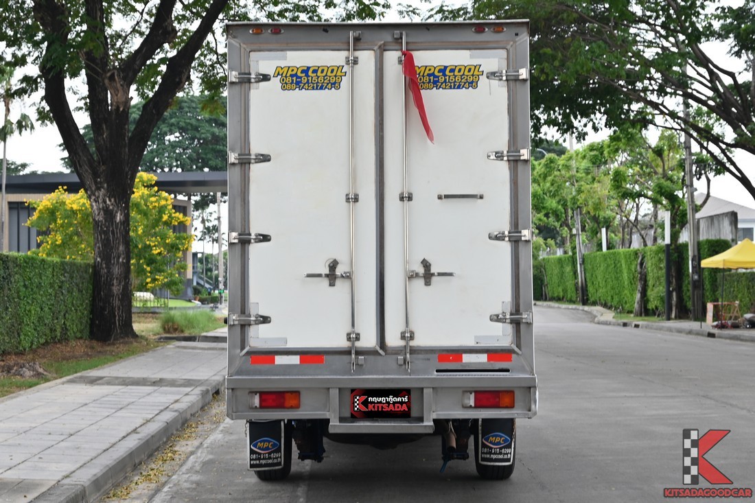 
								Toyota Revo MPC COOL 958 full									