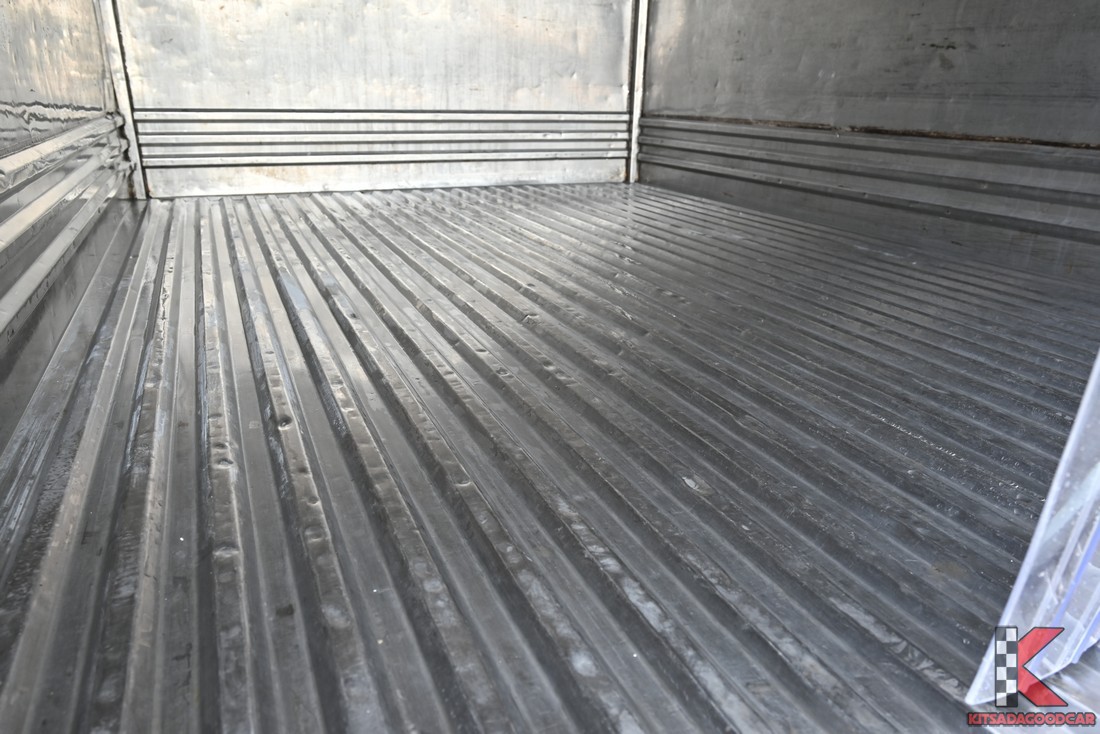 
								ISUZU D-Max MPC COOL 9864 full									