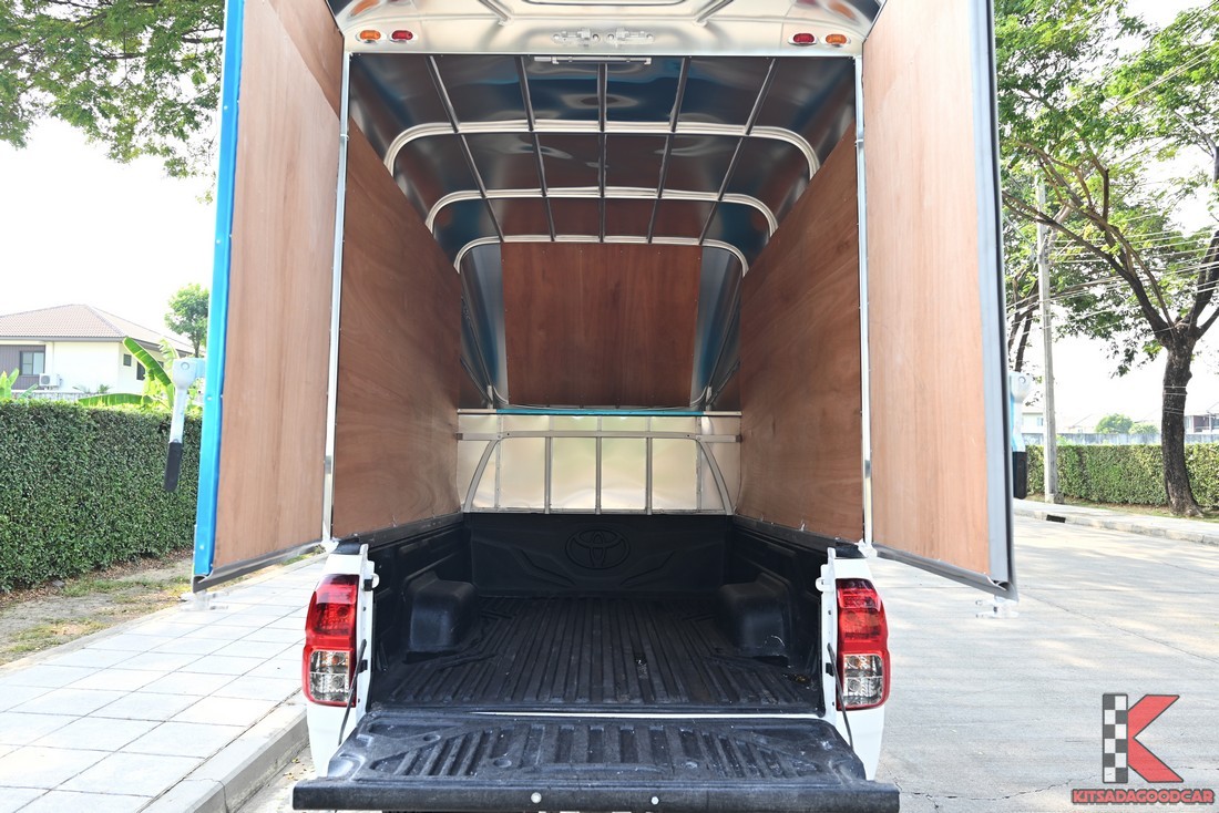 
								Toyota Revo CARGO 5102 full									