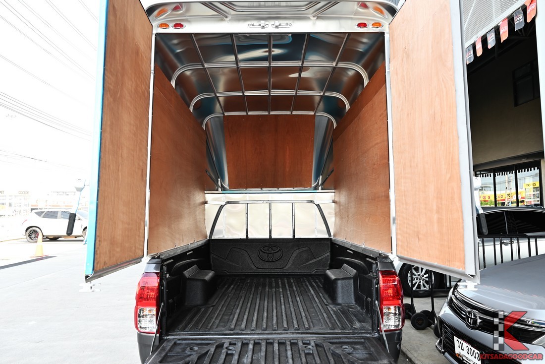 
								Toyota Revo CARGO 5641 full									