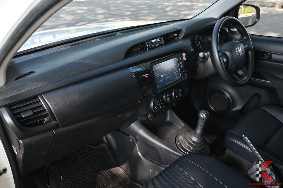 
								Toyota Revo COG 3866 full									