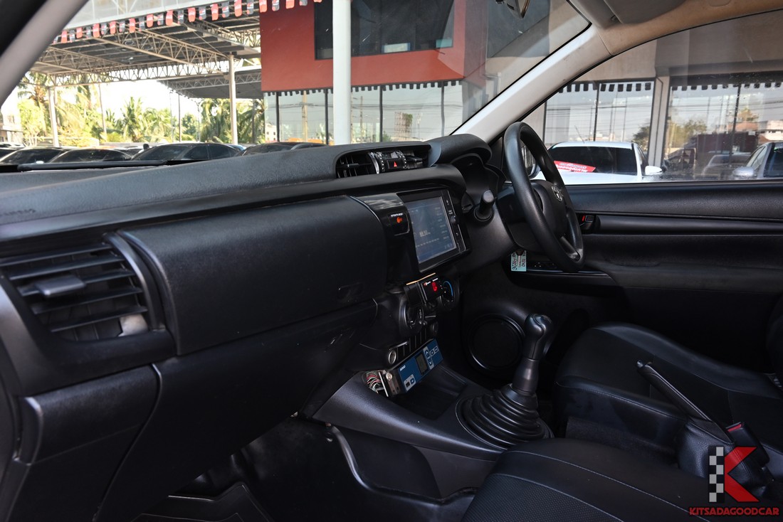 
								Toyota Revo COOL 9826 full									